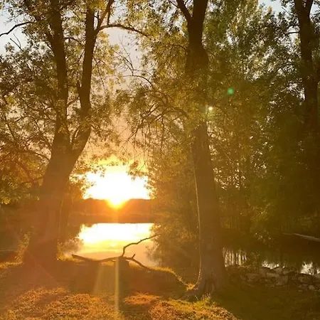 Σπίτι διακοπών Jolie Maison Avec Cheminee, A La Campagne Taix