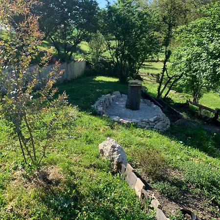 Jolie Maison Avec Cheminée, à La Campagne Hébergement de vacances
