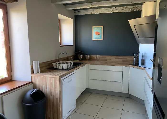 Vakantiehuis Jolie Maison Avec Cheminee, A La Campagne